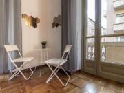 LETTO in affitto in appartamento con 6 camere da letto a...