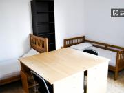 Letto in camera condivisa in appartamento a Navigli, Milano