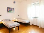 Letto in stanza condivisa a Pregnana Milanese S6 con...