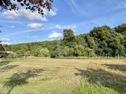 LETZTES BAUFENSTER IM EXKLUSIVEN UMFELD
