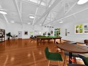 Level 16 Stylish Inner City Living with Spectacular City...