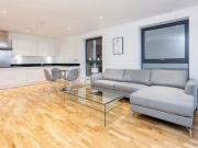 Leven Road, Cityview Point E14, 2 bed flat to rent,...