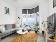 Leyton, London, E11 2 bed flat to rent £2,150 pcm £496 pw