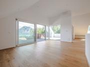 Licht. Luft. See. Traumhafte Wohnung mit Panorama und...