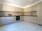 Lichtdurchflutet und mit Sonnenbalkon – 2½ Zimmer...