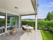 Lichtdurchflutete 2.5 Zimmer Gartenwohnung mit 2,7m...