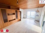 Lichtdurchflutete 2 Zimmer Wohnung mit Balkon