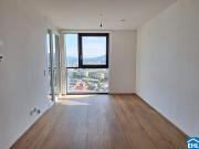 Lichtdurchflutete 2 Zimmer Wohnung mit perfekter Anbindung