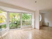 Lichtdurchflutete 2 Zimmer Wohnung mit Tiefgaragen... Lichtdurchflutete 2 Zimmer Wohnung mit Tiefgaragen...