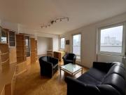 Lichtdurchflutete 2 Zimmer Wohnung möbliert mit großer...