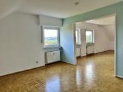 Lichtdurchflutete 3,5 Zi Dachgeschosswohnung mit...