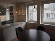 Lichtdurchflutete 3,5 Zimmer Wohnung in AKH Naehe WG...