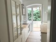 Lichtdurchflutete 3 Zimmer Altbauwohnung mit EBK &...