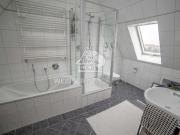 Lichtdurchflutete 3 Zimmer Maisonette im Denkmalhaus am...