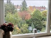 Lichtdurchflutete 3 Zimmer Wohnung mit Garten