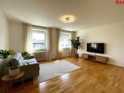 Lichtdurchflutete 3 Zimmerwohnung Große Räume, kleiner...