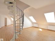 Lichtdurchflutete Dachgeschoßwohnung in Top Lage von Wien