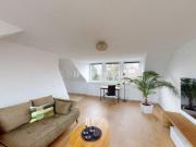 Lichtdurchflutete Dachgeschosswohnung mit Loft Charakter