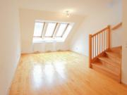 Lichtdurchflutete DG Maisonette in Top Lage