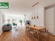 Lichtdurchflutete Erstbezugs Wohnung mit großer Hof...