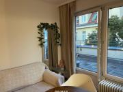 Lichtdurchflutete Garconniere mit großer Terrasse in...