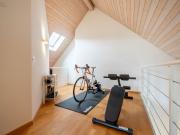 Helle Maisonette Wohnung mit Cheminée und Garten |...