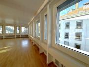 Lichtdurchflutete Mietfläche mit Blick in den ruhigen...