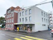 Lichtdurchflutete, moderne Wohnung mit Altbaucharme