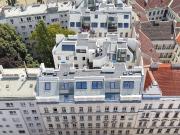 lichtdurchflutete und hochwertig ausgestattete Single DG...