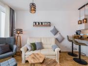 Lichtdurchflutete und möblierte 1,5 Zimmer Wohnung am...