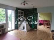 Lichtdurchflutete und ruhiggelegene Wohnung mit zwei...