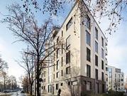 Lichtdurchflutete Wohnung im obersten Stockwerk mit...