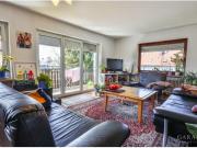 Lichtdurchflutete Wohnung mit großem Balkon in traumhaft...