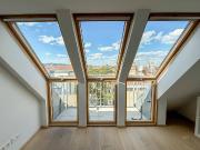 Lichtdurchflutete Wohnung mit Terrasse und urbanem Flair