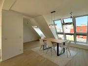 Lichtdurchflutetes Dachgeschoss – Terrasse & Weitblick...