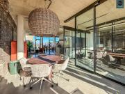 Lichtdurchflutetes Design Loft mit 2 Terrassen in der...