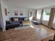 Lichtdurchflutetes EFH mit großen Räumen in Wulsdorf