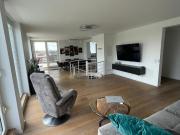 Lichtdurchflutetes Maisonette Penthouse in Köln Niehl