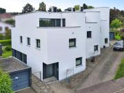 Lichtdurchflutetes Reihenendhaus auf dem Sonnenberg –...