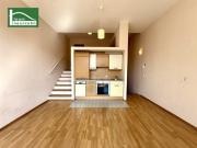 Lichtdurchflutetes Wohnen auf drei Ebenen – Stylische...