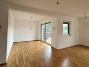 Lichtdurchflutetes Wohnen mit Stil 2 Zimmer Wohnung mit...