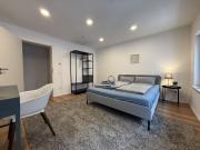 Liebevoll möblierte, sanierte 1 Zimmer Wohnung mit...