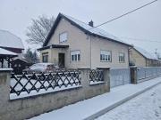 LIEBEVOLLES STADTHAUS MIT HERRLICHEM, RUHIGEN GARTEN...