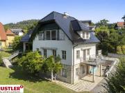 LIEGENSCHAFT IN PÖRTSCHACH MIT BLICK AUF DEN WÖRTHERSEE