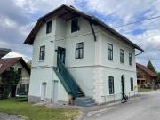 Liegenschaft mit 2 Wohnhäusern und Wirtschaftsgebäuden...