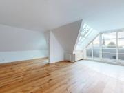 LIESING Nähe Riverside | geräumige Dachgeschosswohnung...
