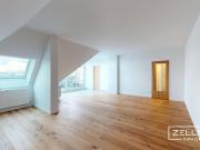 LIESING | Zauberhafte Dachgeschosswohnung mit Terrasse |...