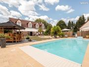 Lieux uniques ® propose superbe maison contemporaine...