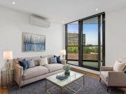 Lifestyle by the lake!