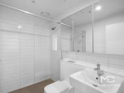 LIFESTYLE & CITY VIEWS